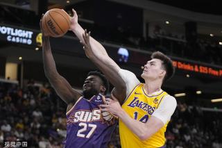 库里在现代 库里在现代