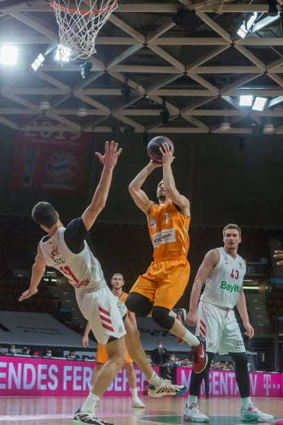 的讨论变得 的讨论变得