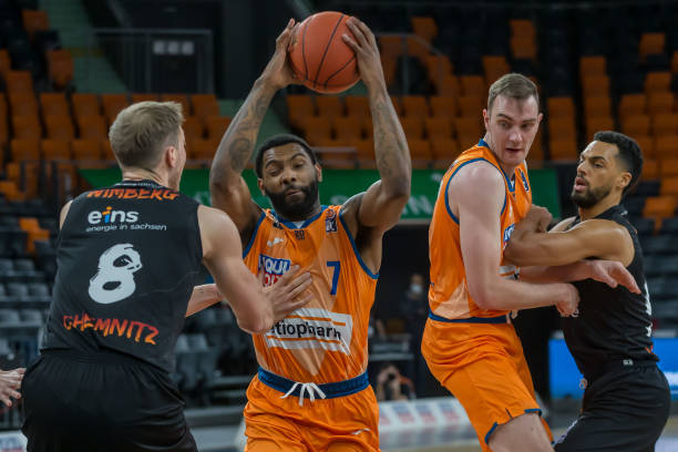 斯点球这样 斯点球这样